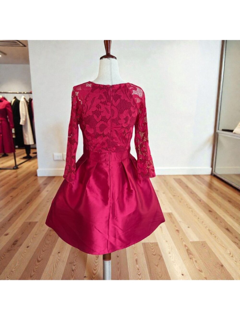 Little Mistress London Dress US 6 Petite Red Lace Fit Flare Prom Cocktail Party - Picture 7 of 14